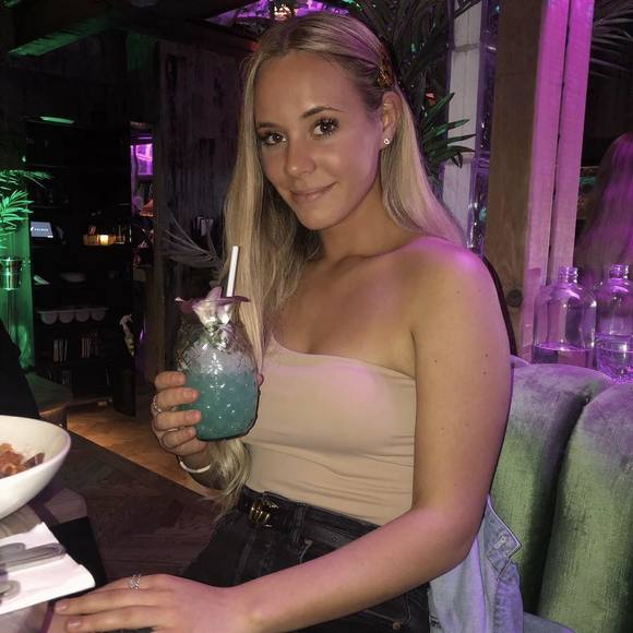 Meet your Posher, Kelsey - Picture 1 of 1